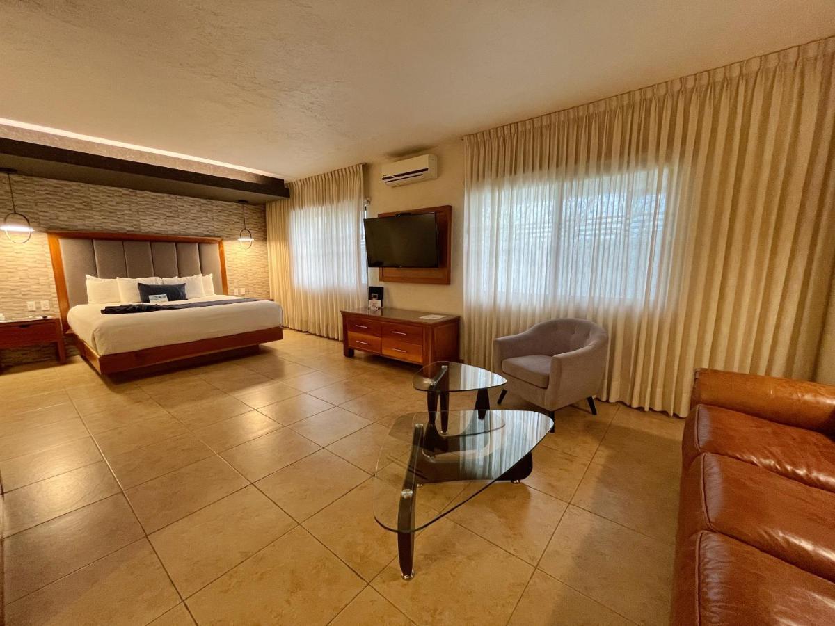 Comfort Inn Cordoba Exterior photo
